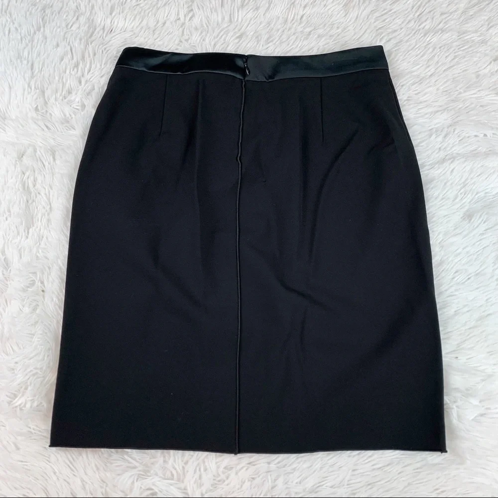 Derek Lam knit pencil skirt solid black knee lenght satin waist Made in Italy‎